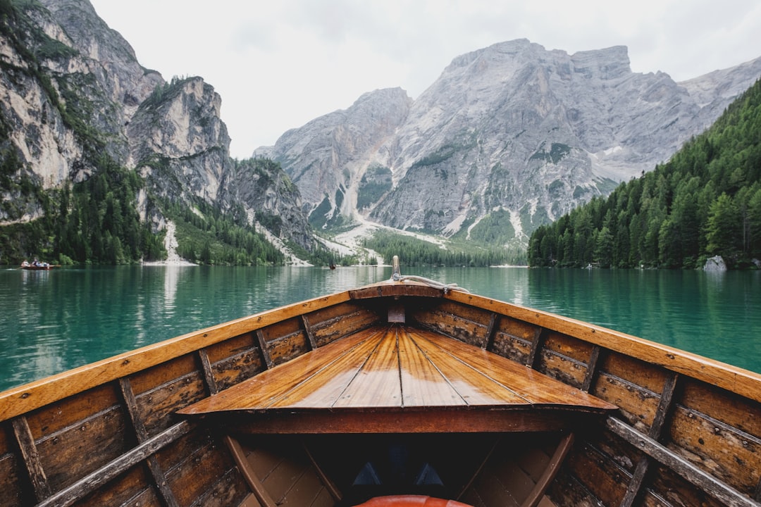 Sustainable Sojourns: Nurturing Nature Through Eco-Friendly Travel Choices Sustainable Sojourns: Nurturing Nature Through Eco-Friendly Travel Choices